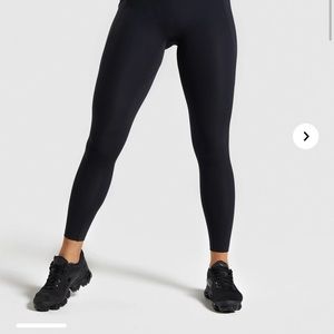 GymShark Sculpt legging size Small NWT